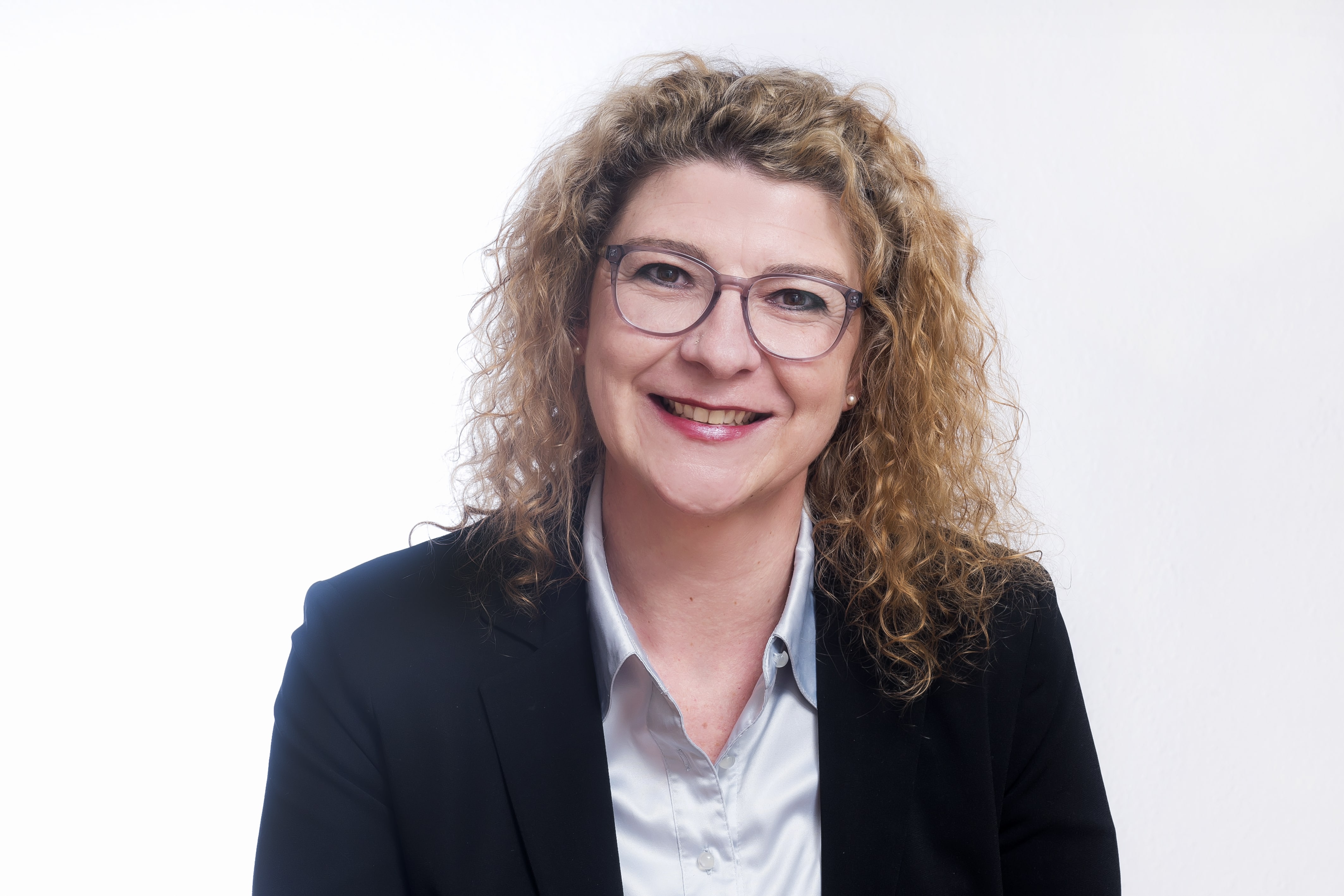 Foto Carmen-min.jpg